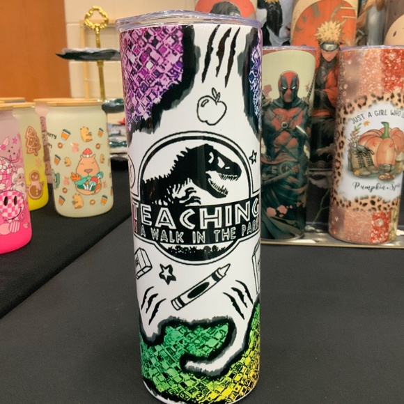 20oz Tumbler - Picture 4 of 11